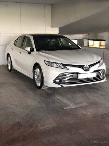 Toyota Camry 2018, 14,000 km - 2.5 л - Bakı