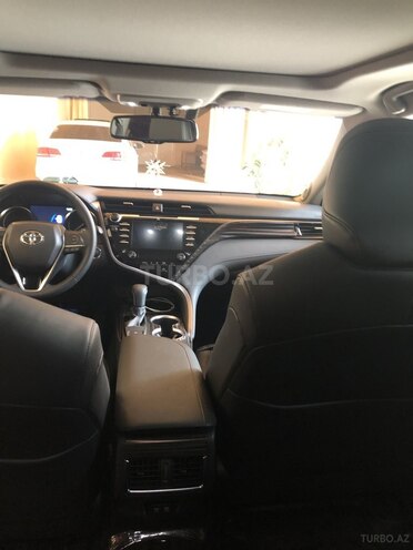 Toyota Camry 2018, 14,000 km - 2.5 л - Bakı