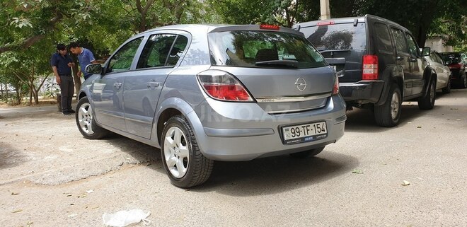 Opel Astra 2007, 225,000 km - 1.4 l - Bakı