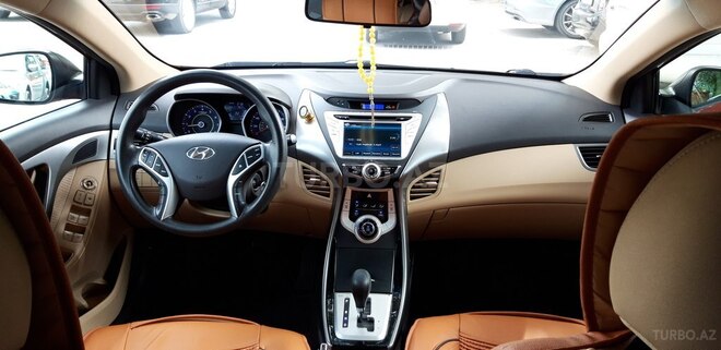 Hyundai Elantra 2011, 111,000 km - 1.8 л - Bakı
