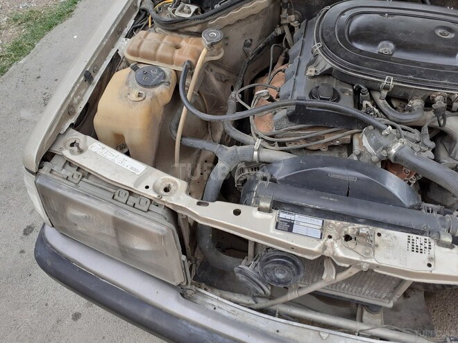 Mercedes 190 1990, 450,000 km - 2.0 l - Xaçmaz
