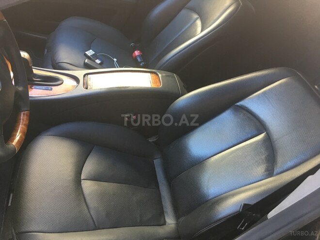 Mercedes E 350 2006, 272,000 km - 3.5 l - Bakı