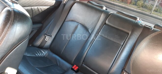 Mercedes E 240 2002, 230,000 km - 2.6 l - Bakı