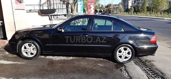 Mercedes E 240 2002, 230,000 km - 2.6 l - Bakı