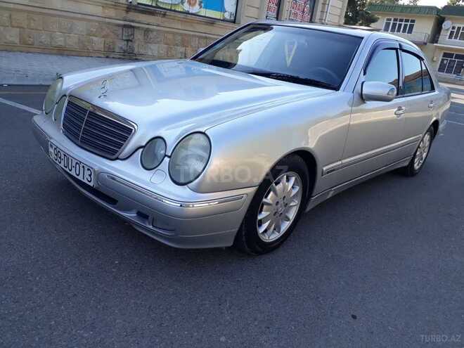 Mercedes E 240 2001, 268,760 km - 2.6 л - Ucar