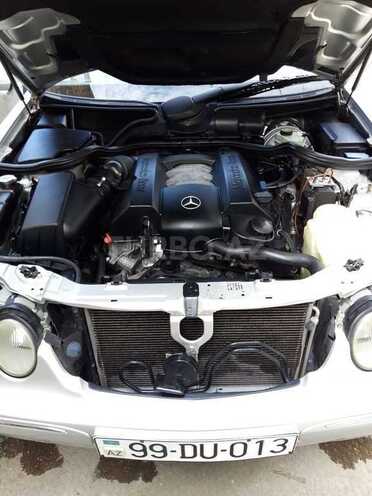 Mercedes E 240 2001, 268,760 km - 2.6 л - Ucar