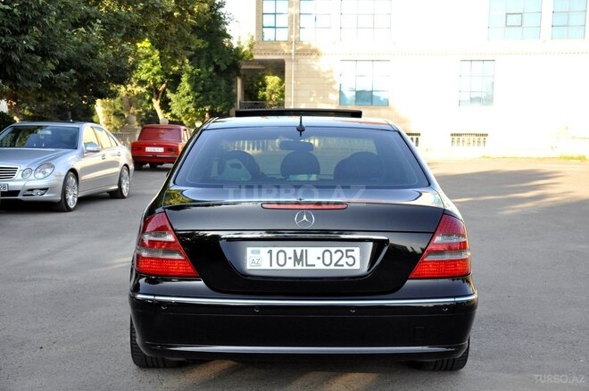 Mercedes E 240 2004, 310,750 km - 2.6 л - Saatlı