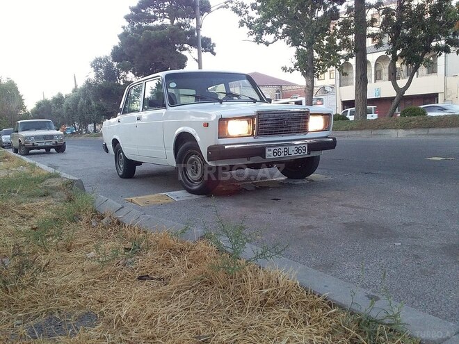 LADA (VAZ) 2107 1998, 250,000 km - 1.6 л - Bakı