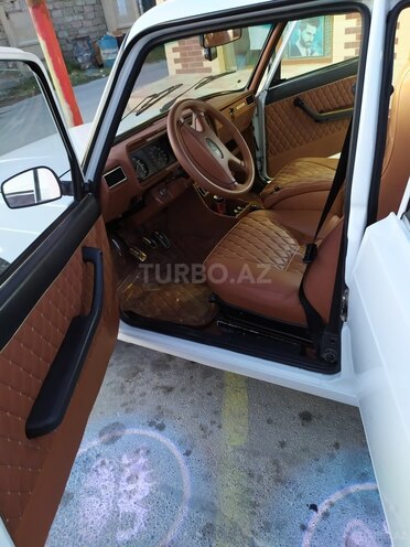 LADA (VAZ) 2107 2011, 233,000 km - 1.6 l - Bakı