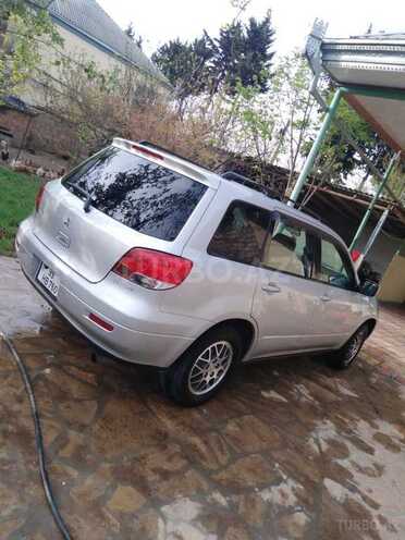 Mitsubishi Airtrek 2001, 1,600,000 km - 2.0 л - Tovuz