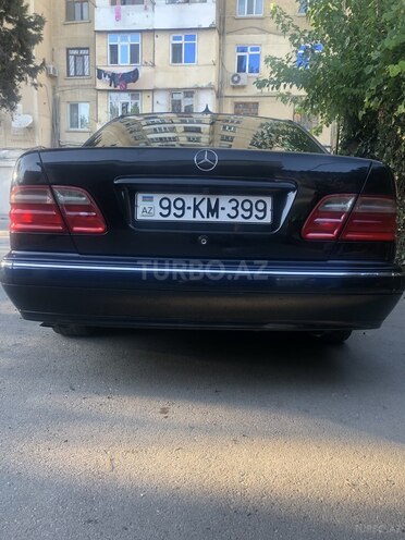 Mercedes E 240 2001, 235,346 km - 2.6 l - Bakı