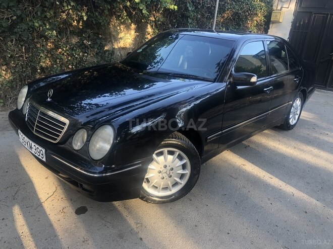 Mercedes E 240 2001, 235,346 km - 2.6 l - Bakı