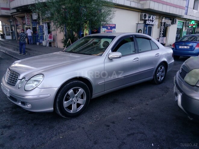 Mercedes E 220 2003, 280,000 km - 2.2 l - Bakı