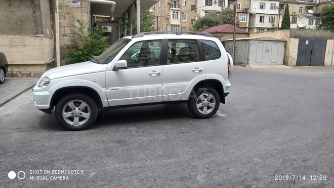 Chevrolet Niva 2015, 63,000 km - 1.7 л - Bakı
