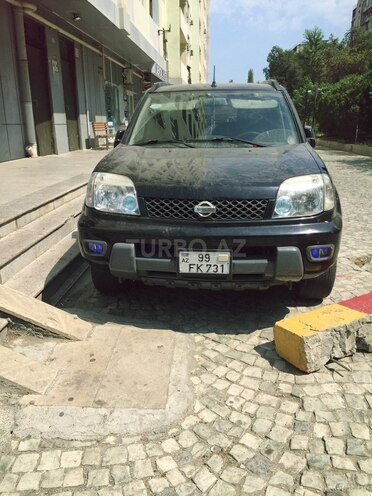 Nissan X-Trail 2003, 290,000 km - 2.0 л - Bakı