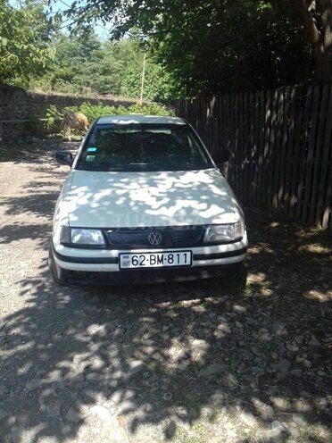 Volkswagen Polo 1995, 613,360 km - 1.8 l - Zaqatala