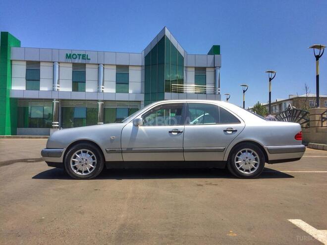 Mercedes E 240 1998, 320,000 km - 2.4 l - Gəncə