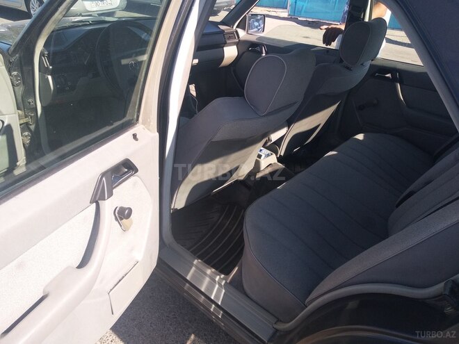 Mercedes E 230 1988, 400,000 km - 2.3 l - Bakı