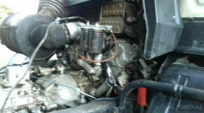 KamAz 43101 1990, 250,000 km - 14.0 l - Qəbələ
