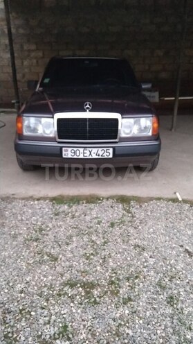 Mercedes E 200 1993, 22,000 km - 2.0 l - Bakı