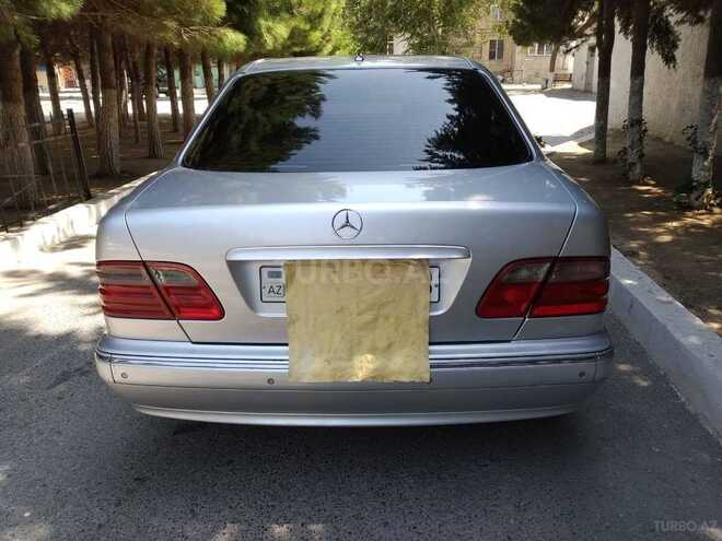 Mercedes E 270 2001, 385,213 km - 2.7 л - Bakı