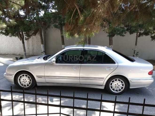 Mercedes E 270 2001, 385,213 km - 2.7 л - Bakı