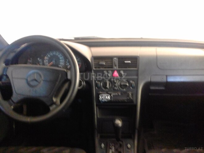 Mercedes C 180 1999, 240,000 km - 1.8 л - Bakı