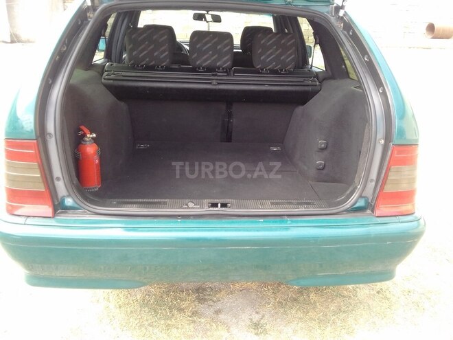 Mercedes C 180 1999, 240,000 km - 1.8 л - Bakı