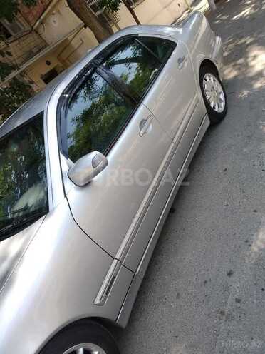 Mercedes E 270 2001, 385,213 km - 2.7 л - Bakı