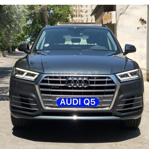 Audi Q5 2017, 15,200 km - 2.0 л - Bakı