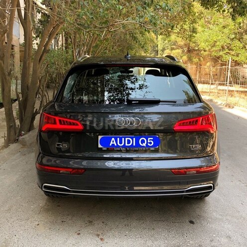 Audi Q5 2017, 15,200 km - 2.0 л - Bakı