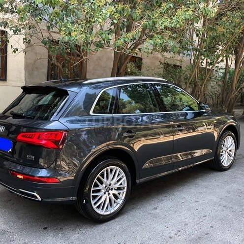 Audi Q5 2017, 15,200 km - 2.0 л - Bakı