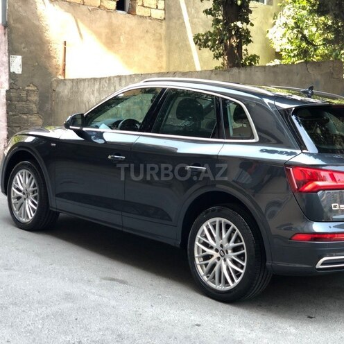 Audi Q5 2017, 15,200 km - 2.0 л - Bakı