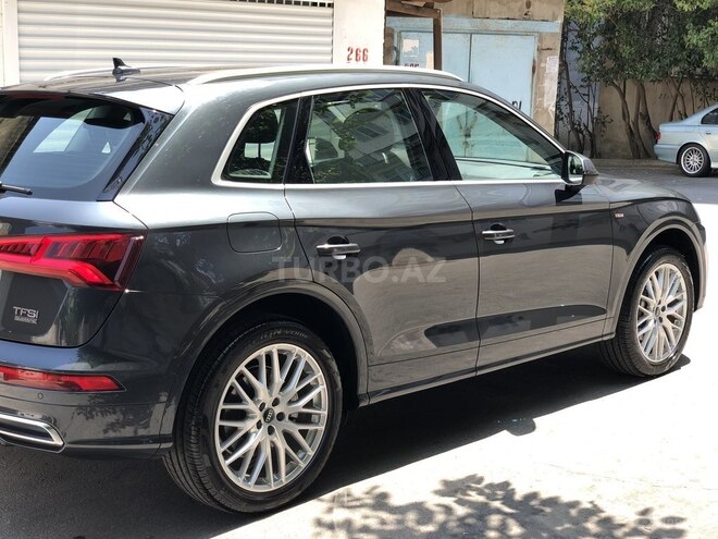 Audi Q5 2017, 15,200 km - 2.0 л - Bakı