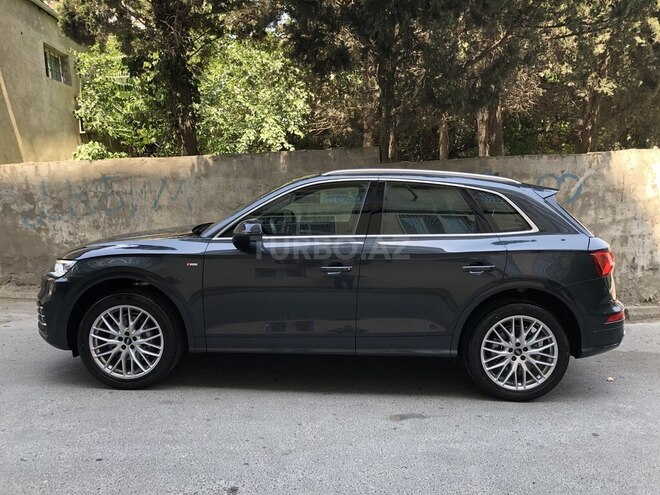 Audi Q5 2017, 15,200 km - 2.0 л - Bakı