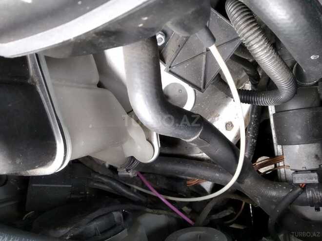 Mercedes E 270 2001, 385,213 km - 2.7 л - Bakı