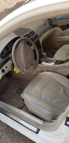 Mercedes E 240 2004, 215,000 km - 2.6 l - Bakı