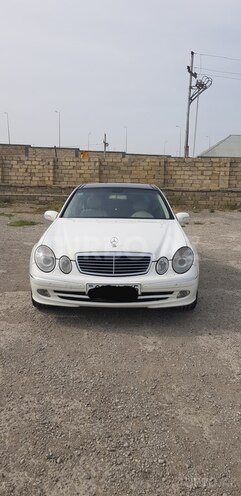 Mercedes E 240 2004, 215,000 km - 2.6 l - Bakı