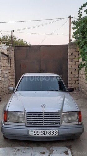 Mercedes E 200 1993, 250,000 km - 2.0 l - Bakı