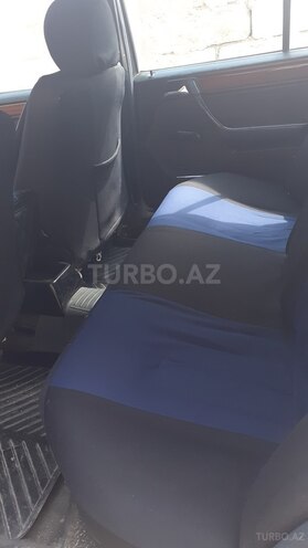 Mercedes E 200 1993, 250,000 km - 2.0 l - Bakı