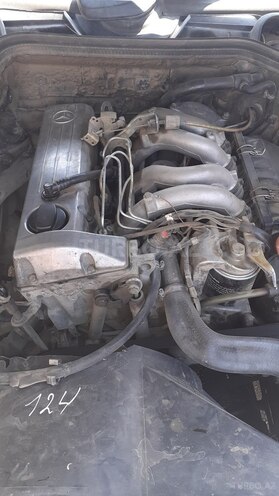 Mercedes E 200 1993, 250,000 km - 2.0 l - Bakı