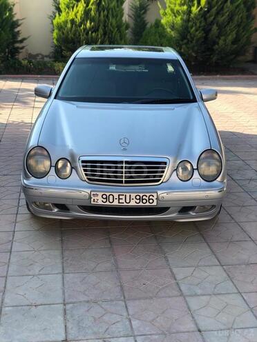 Mercedes E 240 1999, 274,759 km - 2.4 l - Bakı
