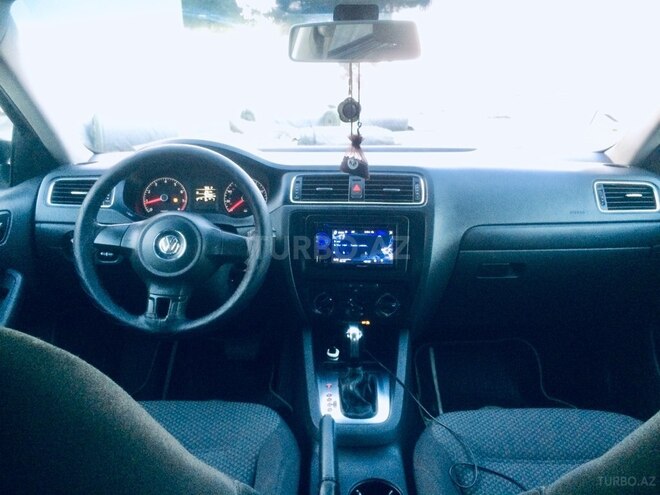 Volkswagen Jetta 2013, 72,000 km - 2.0 l - Bakı