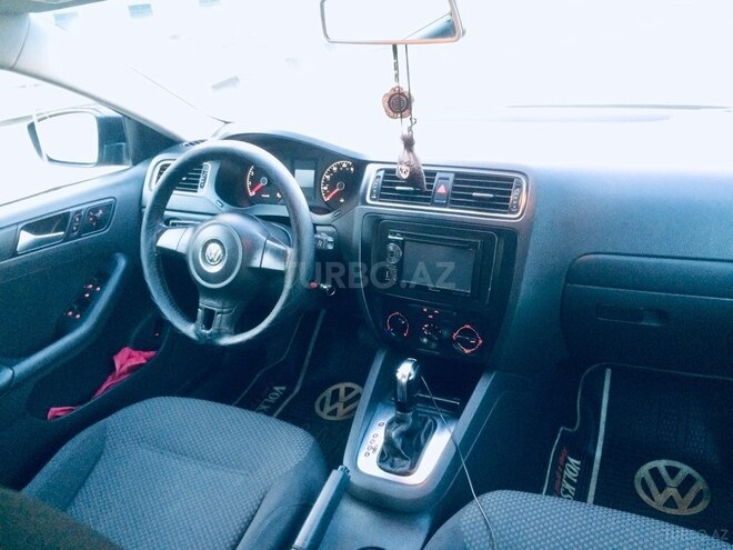 Volkswagen Jetta 2013, 72,000 km - 2.0 l - Bakı