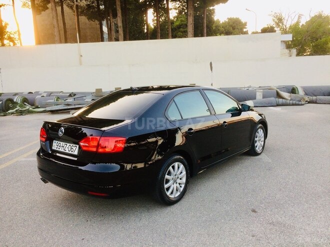 Volkswagen Jetta 2013, 72,000 km - 2.0 l - Bakı