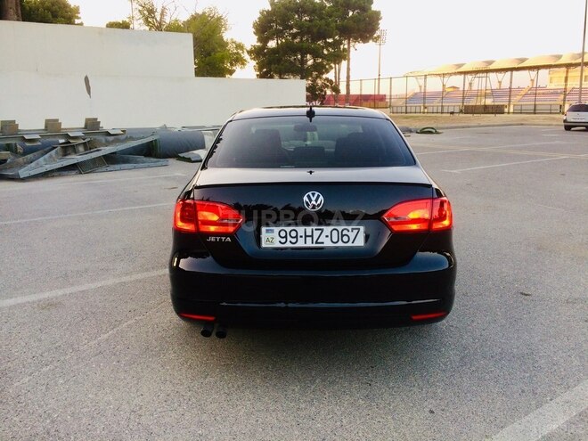 Volkswagen Jetta 2013, 72,000 km - 2.0 l - Bakı