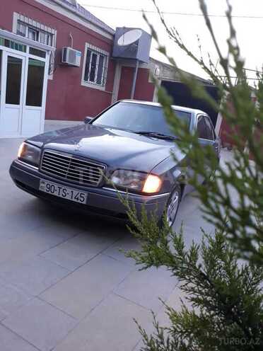 Mercedes C 220 1995, 140,800 km - 2.2 l - Bakı
