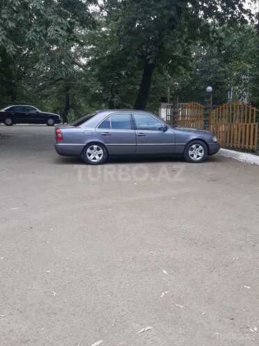 Mercedes C 220 1995, 140,800 km - 2.2 l - Bakı