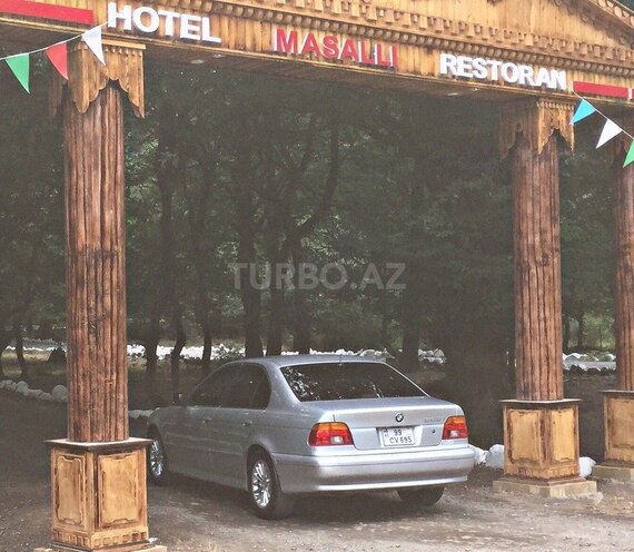 BMW 525 2002, 236,000 km - 2.5 l - Masallı