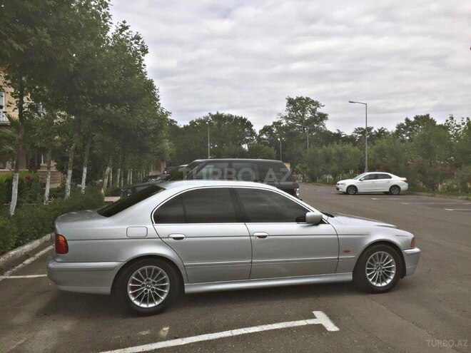 BMW 525 2002, 236,000 km - 2.5 l - Masallı